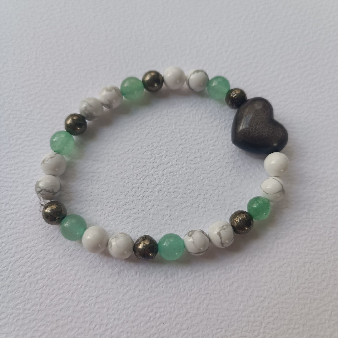 Reservé - Bracelet Obsidienne Argentée Cœur, Pyrite, Howlite & Aventurine Verte (6 mm) – 16 cm | Amour Éternel