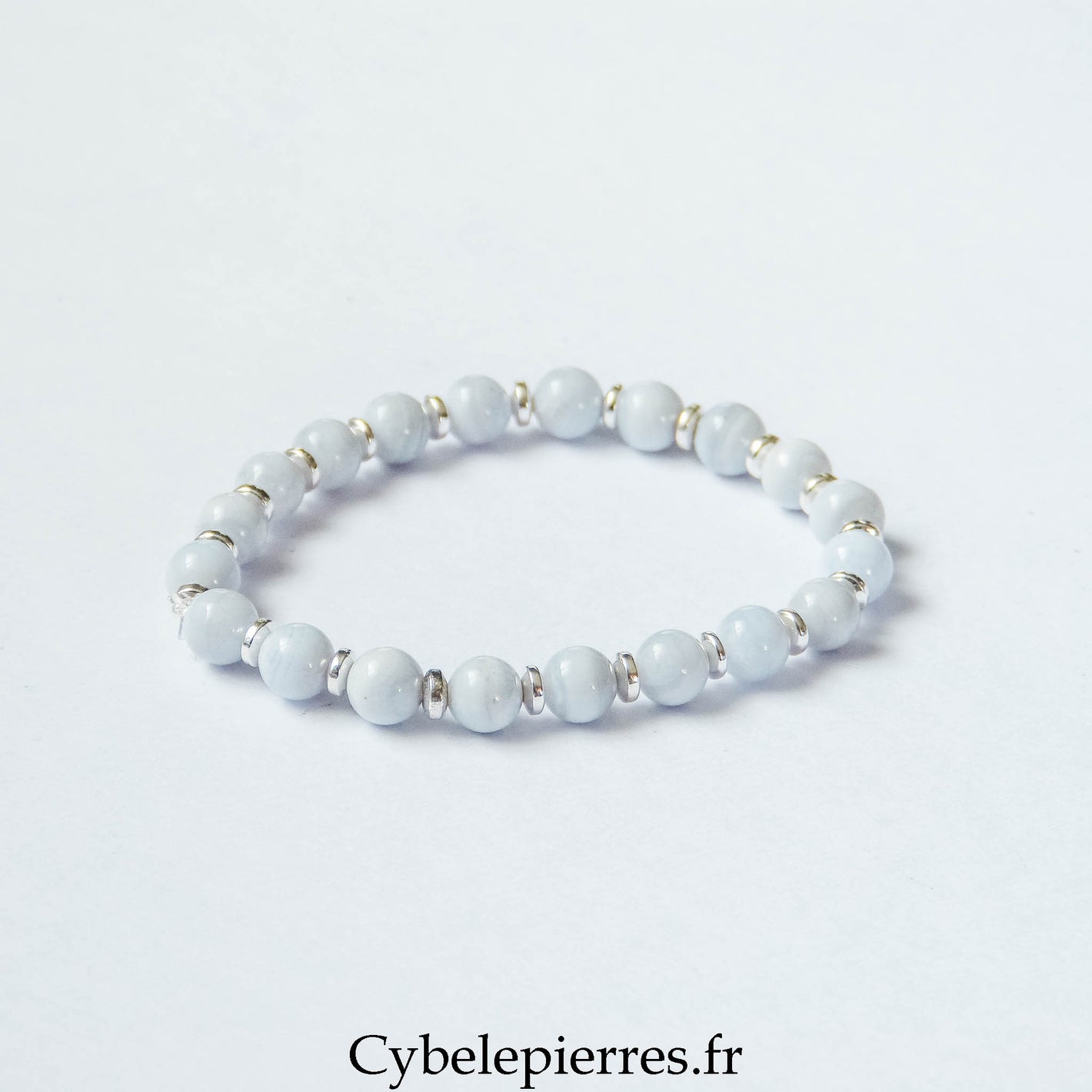 Bracelet Serein – Calcédoine Bleue (6 mm) – 17 cm | Calme, Réconfort et Communication