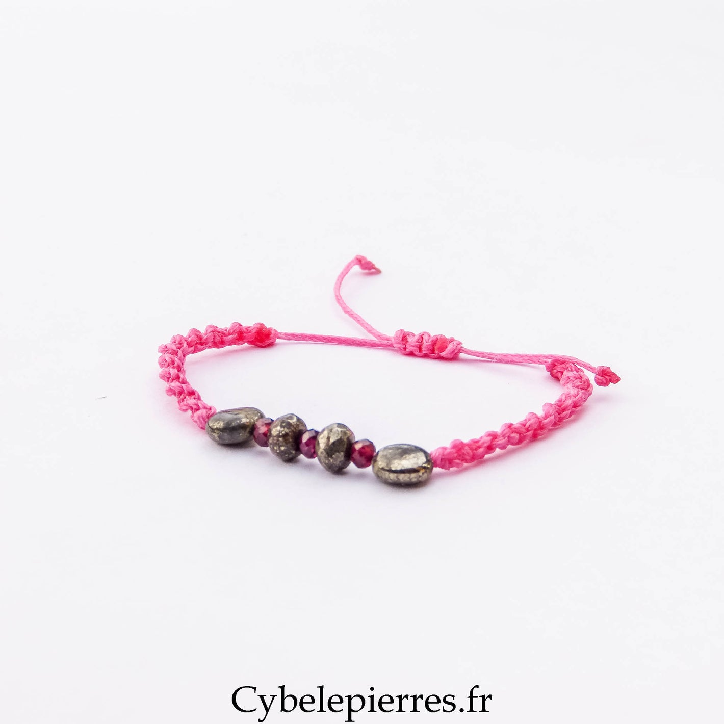 Bracelet Micro Macramé – Pyrite et Grenat Facettés | Protection, Courage et Énergie
