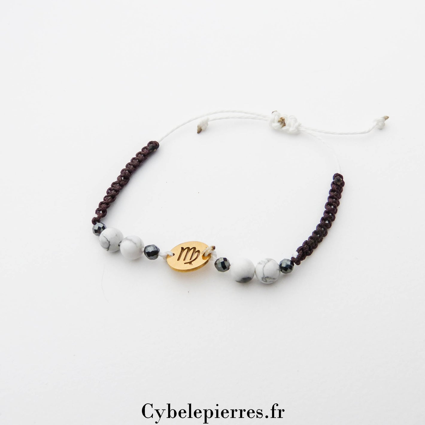 Bracelet Astrologie Vierge Howlite – Réglable, Breloque dorée - Cybele Pierres