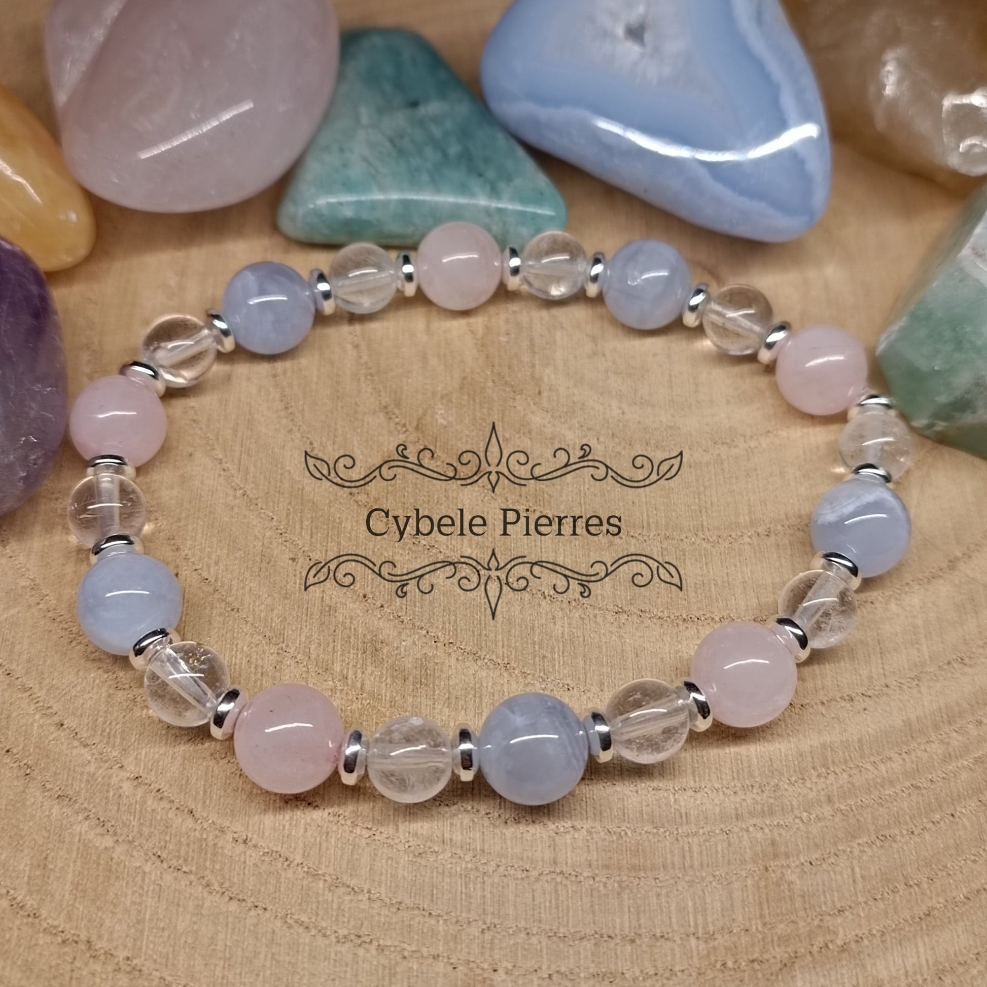 Bracelet Douceur et apaisement - Quartz rose, Cristal de roche et Calcédoine bleue (6 et 8mm) - 19cm - Cybele Pierres