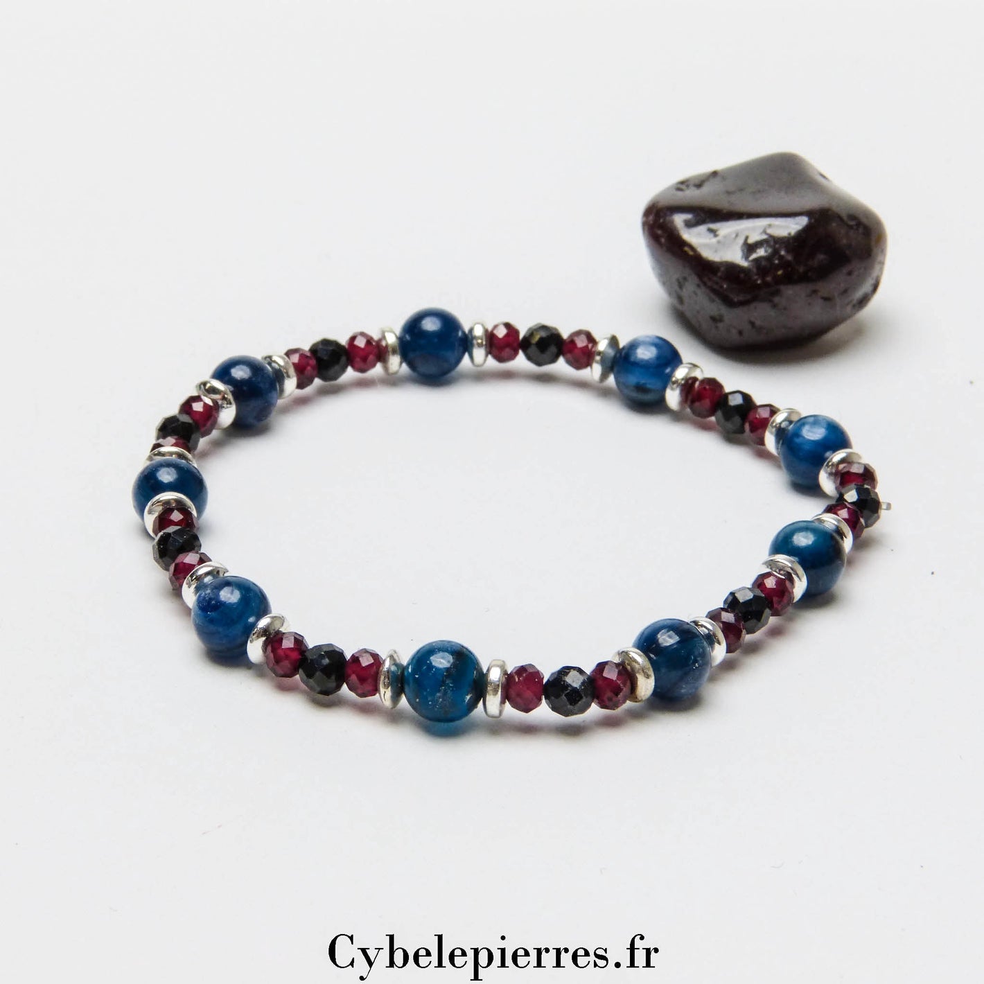 Bracelet Flamme Étoilée - Grenat, spinelle et Cyanite (6 et 3mm) - 18cm - Cybele Pierres