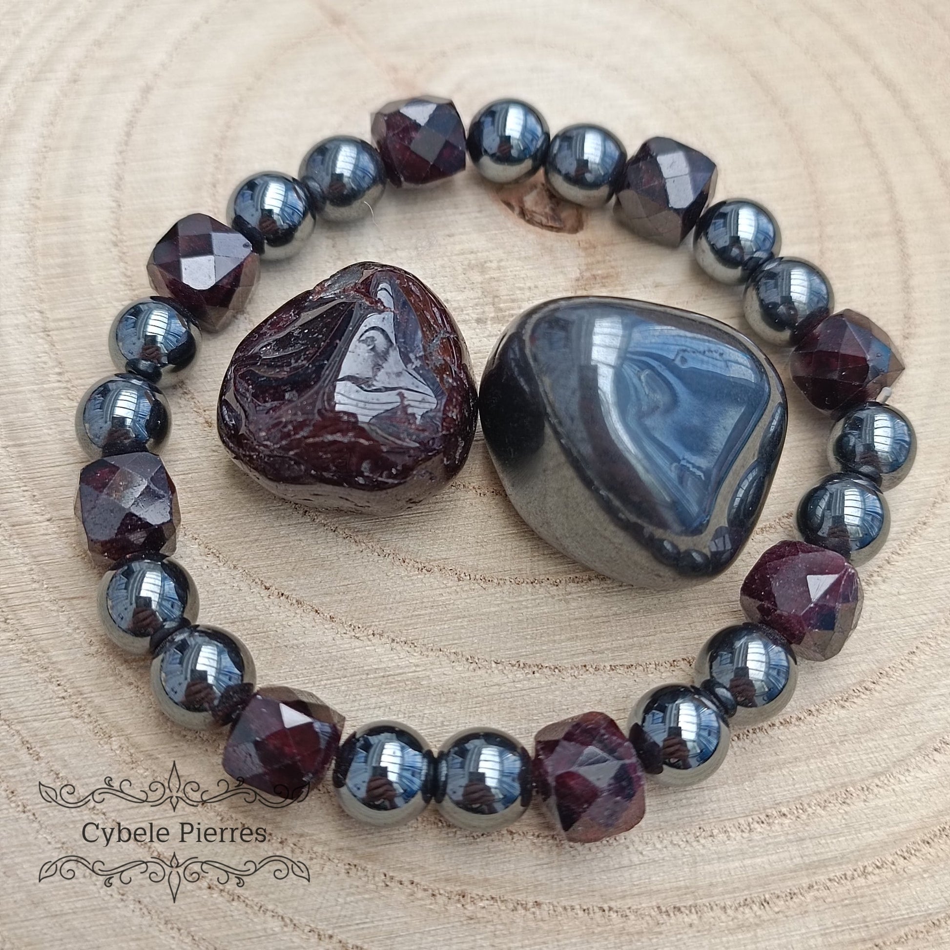 Bracelet Mystère et passion - Grenat & Hématite - (8 et 10mm) - 19cm - Cybele Pierres