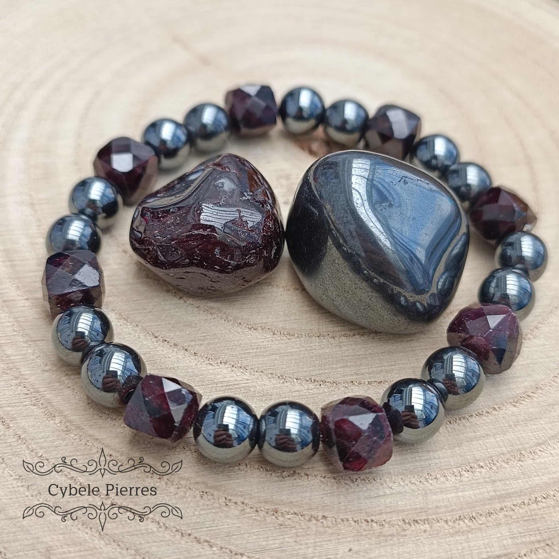 Bracelet Mystère et passion - Grenat & Hématite - (8 et 10mm) - 19cm - Cybele Pierres