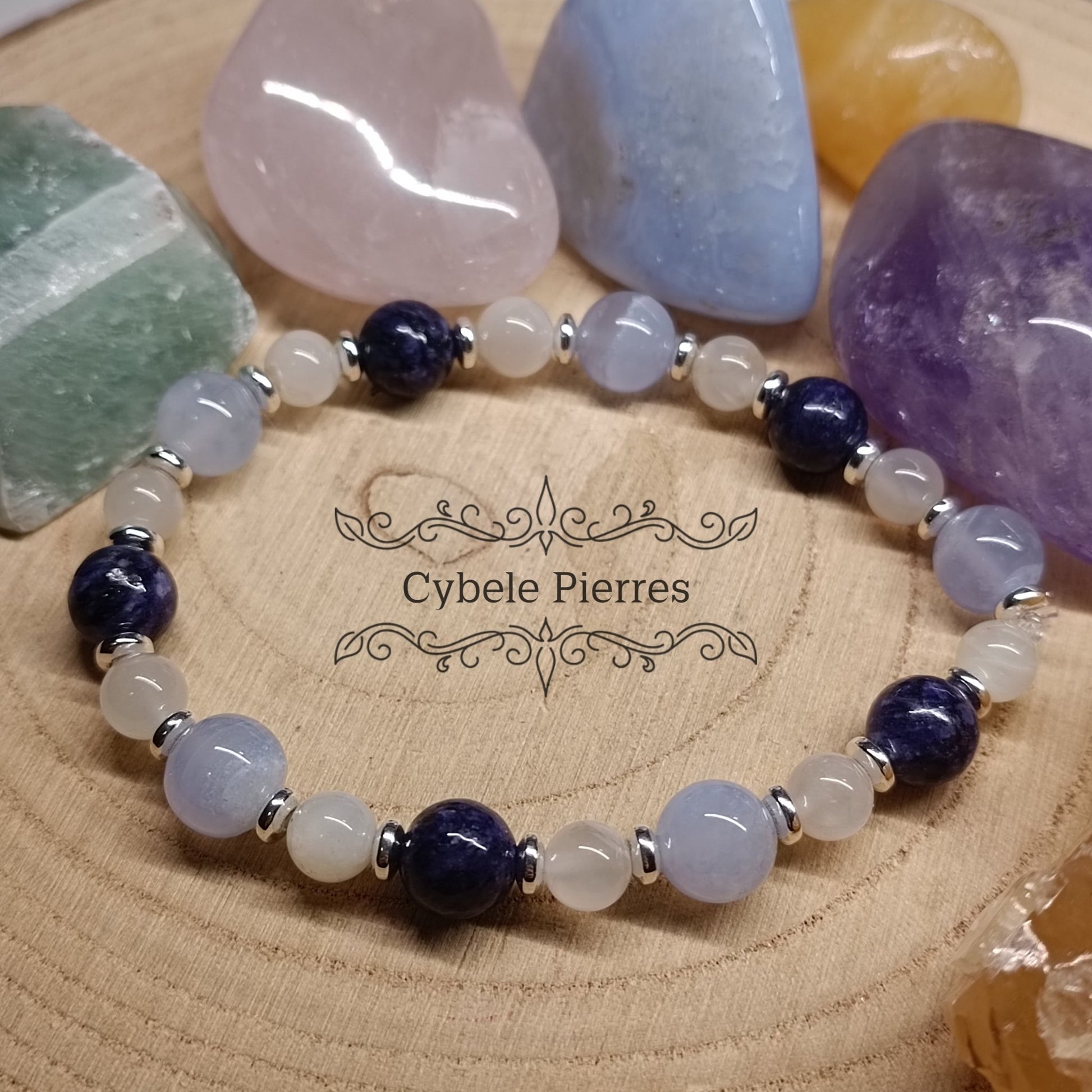 Bracelet Océan Calme - Calcédoine bleue, Charoïte et Pierre de Lune (6 et 8mm) - 18cm - Cybele Pierres