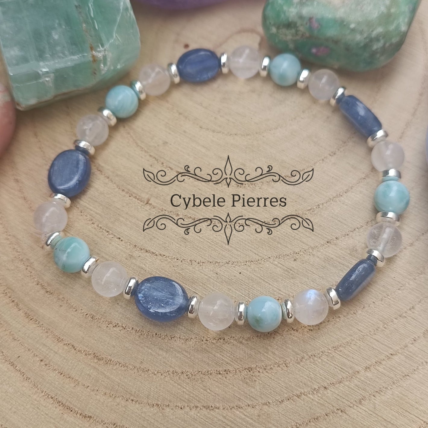 Bracelet Océan de Bonté - Cyanite, Larimar et Péristérite (6 et 8mm) - 18cm - Cybele Pierres