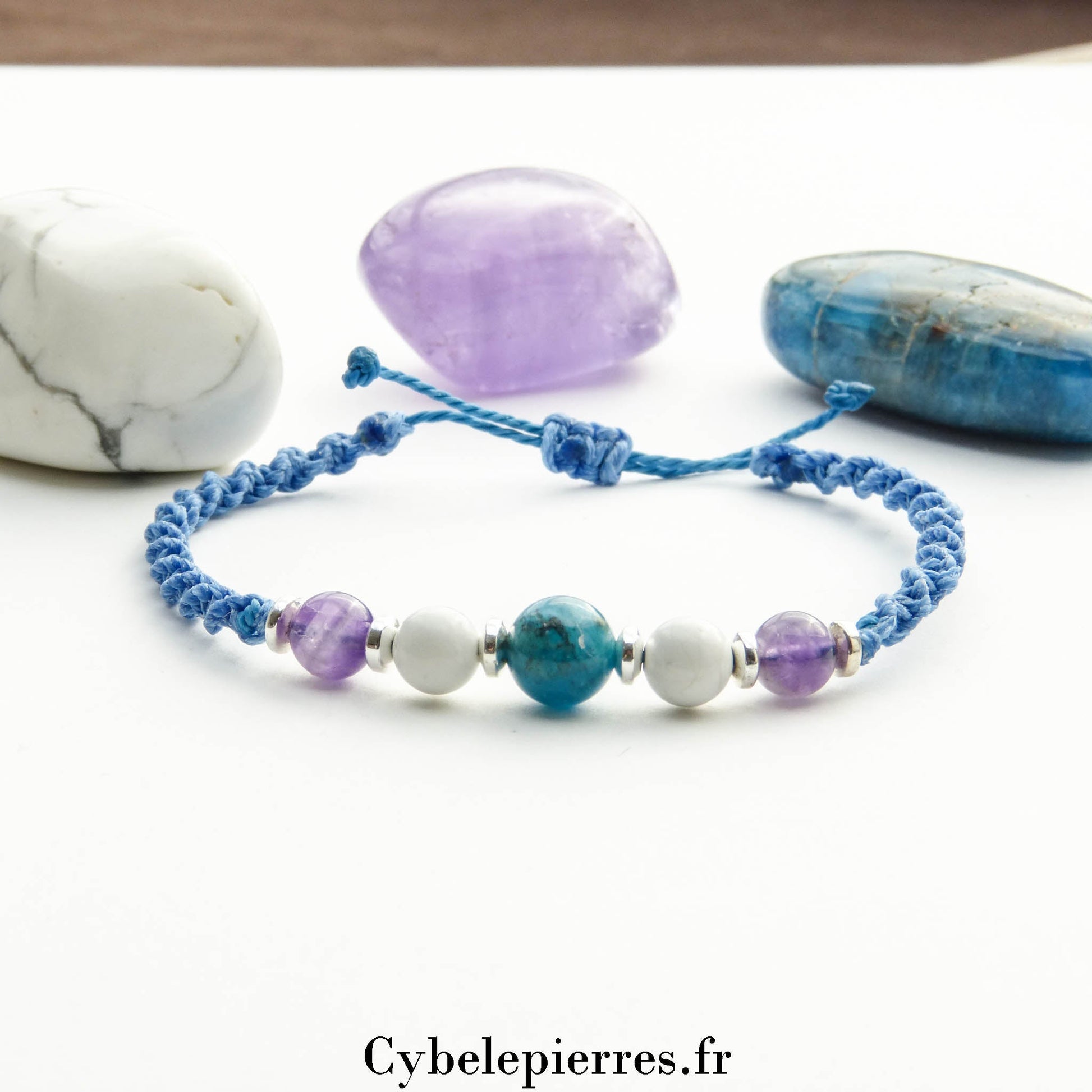 Bracelet Porte - bonheur réglable cordon - Améthyste, Apatite bleue et Howlite (6mm) - Cybele Pierres