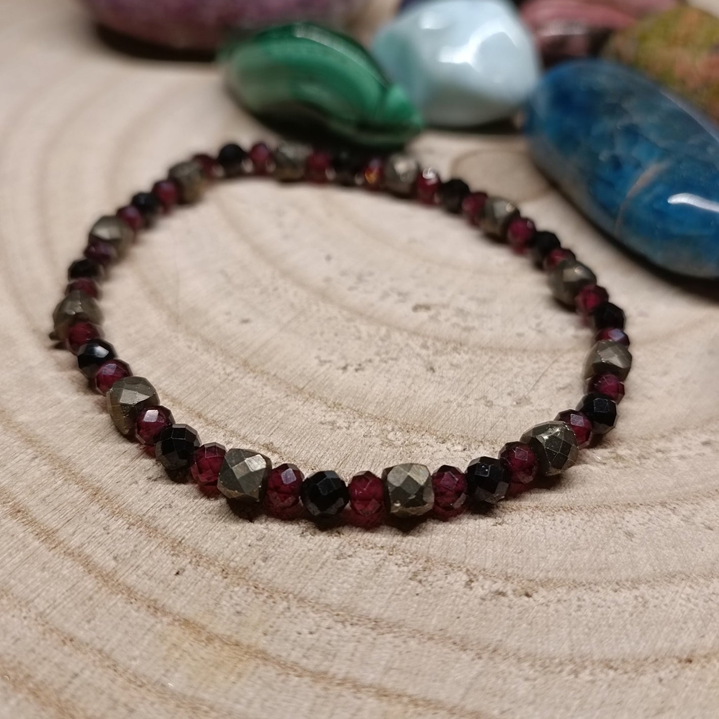 Bracelet Séduction personnelle - Pyrite, Spinelle et Grenat (3mm) - 18cm - Cybele Pierres