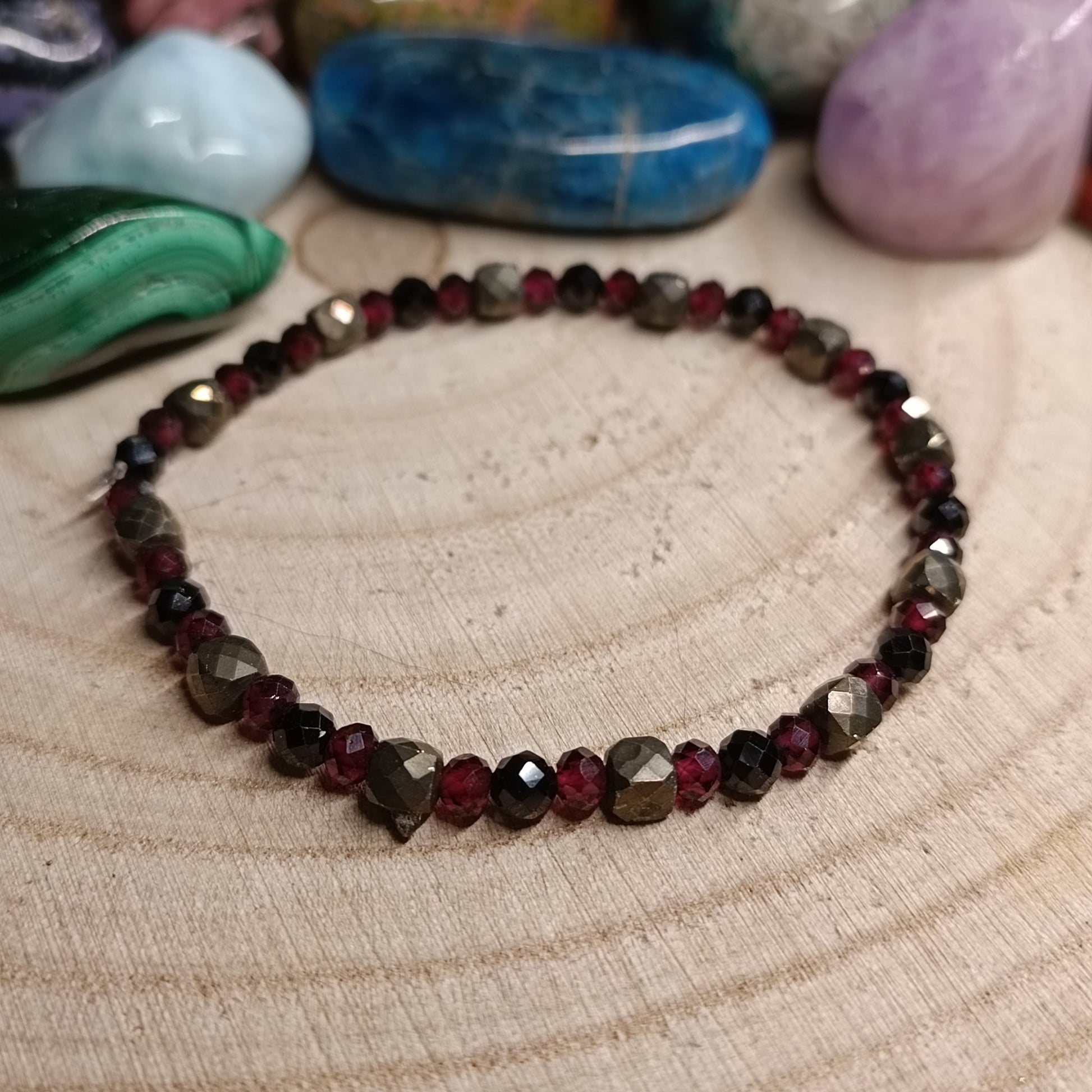 Bracelet Séduction personnelle - Pyrite, Spinelle et Grenat (3mm) - 18cm - Cybele Pierres