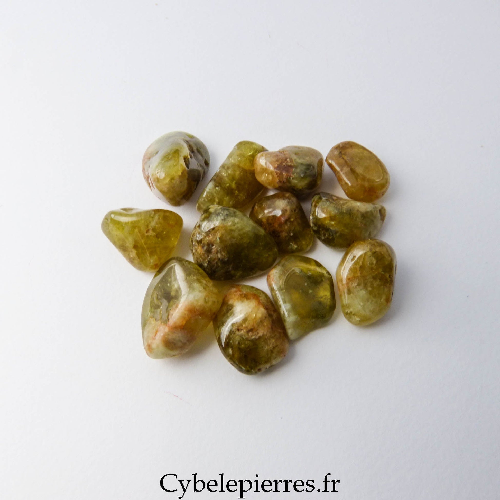 Grenat vert Démantoïde pierre roulée – Vitalité et prospérité - Cybele Pierres