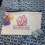 Pochette en coton By Cybèle Pierres - "Jamais sans mes cailloux" | Édition Limitée - Cybele Pierres
