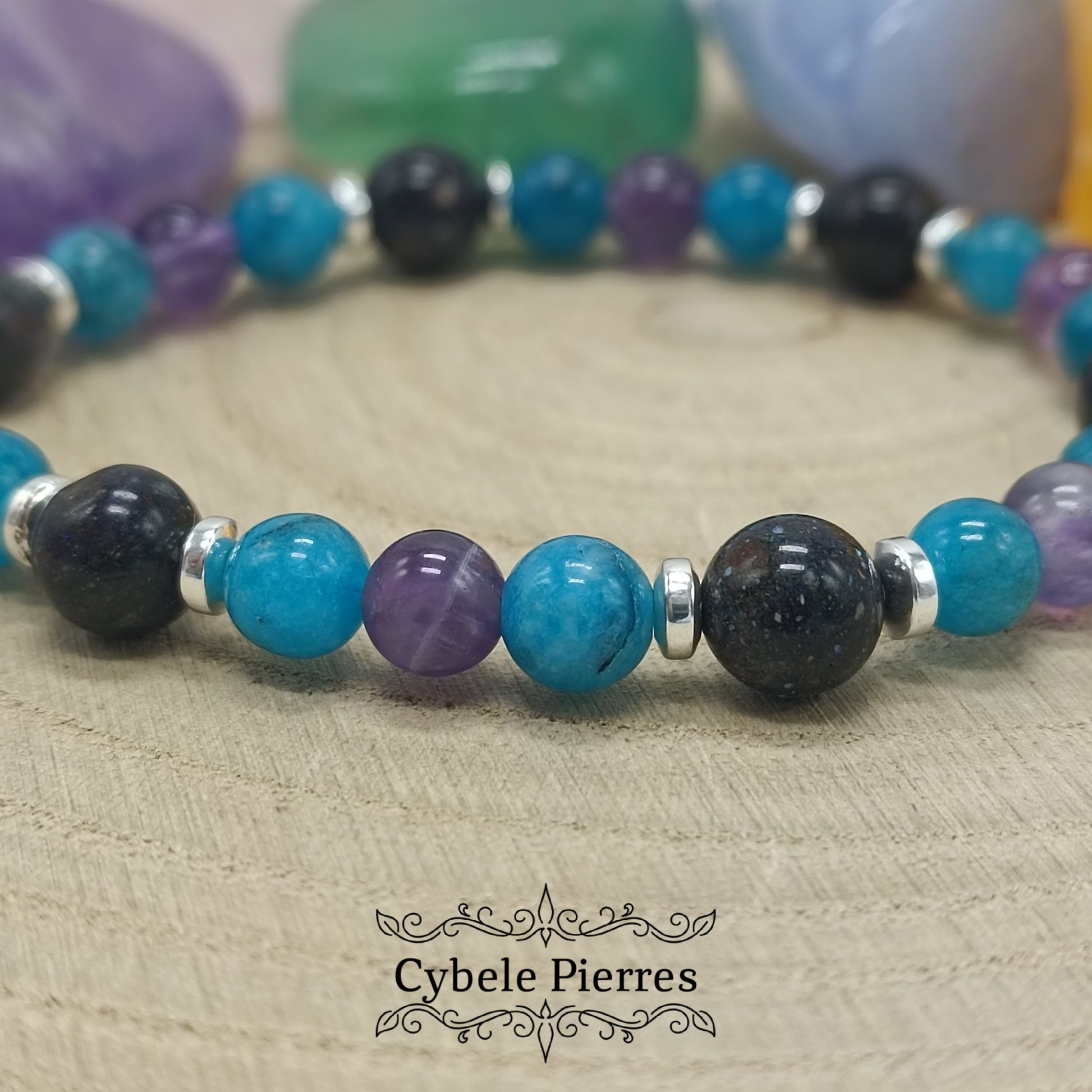 Bracelet Aisance - Améthyste, Apatite bleue et Opale (6 et 8mm) - 18cm - Cybele Pierres