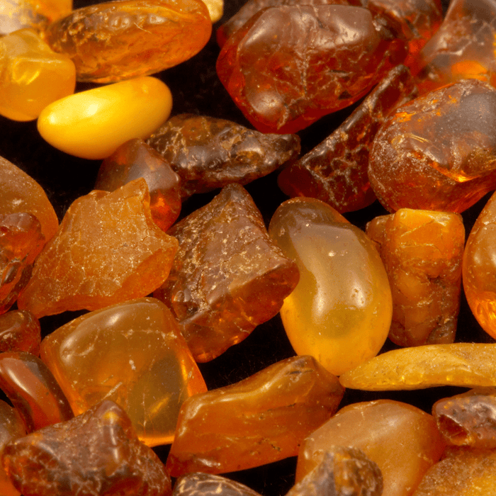 Ambre : Vertus et Propriétés - Cybele Pierres
