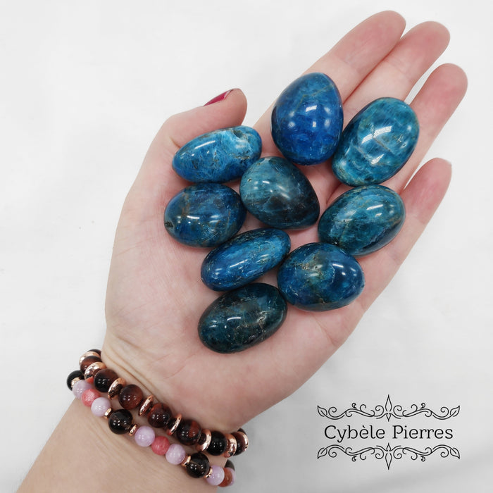 Apatite bleue : Vertus et Propriétés - Cybele Pierres