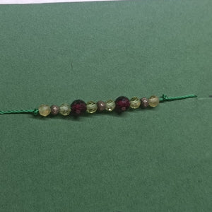 42 - Bracelet Porte - bonheur réglable cordon - Péridot, Grenat et Pyrite - Cybele Pierres