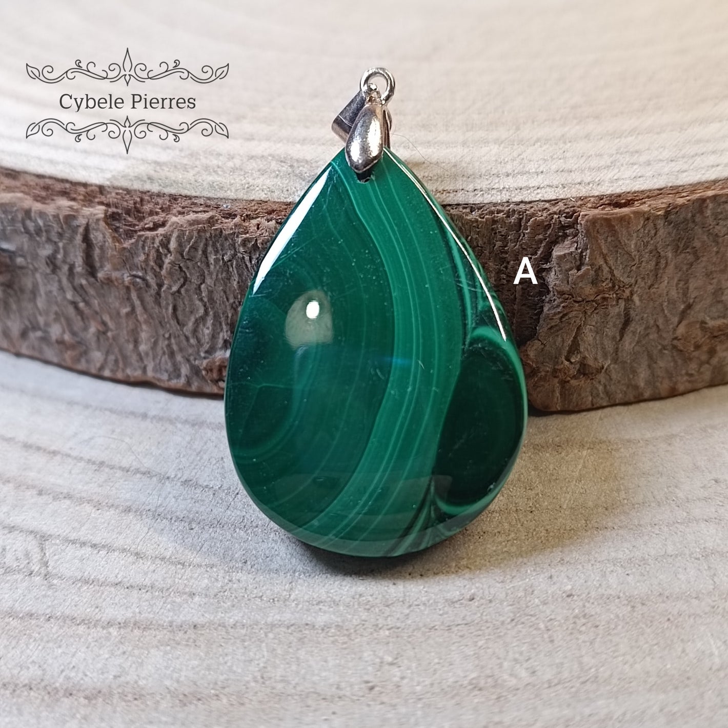 A- Pendentif Malachite