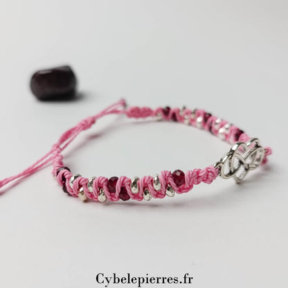 Bracelet Micro-Macramé - Grenat et Breloques (Cœur et Infini) | Passion et Force