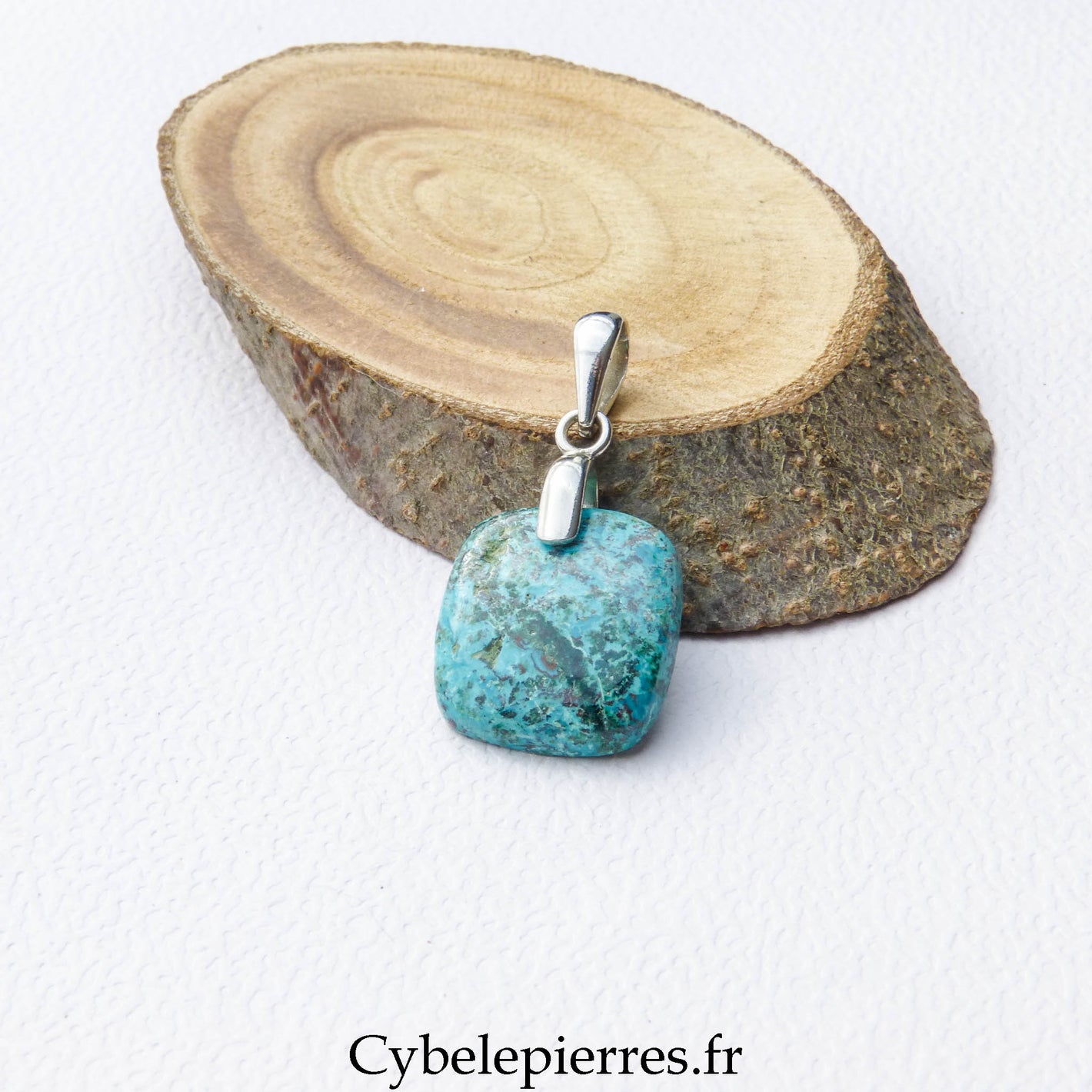 Pendentif Carré en Chrysocolle – Apaisement et Créativité