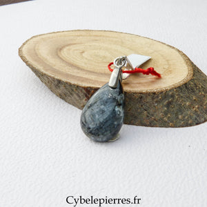 Pendentif Larvikite (20mm) | Stabilité et Ancrage