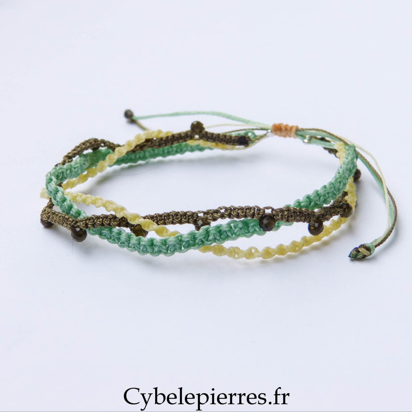 Bracelet “Trio Estival – Brise Minérale” – micro macramé & obsidienne dorée facettée