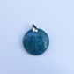 Pendentif rond Apatite Bleue (30mm) | Harmonie et Expression