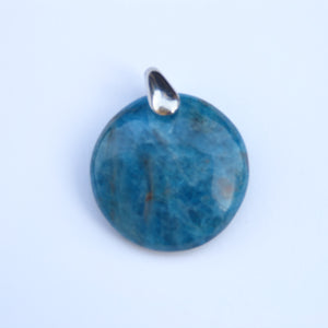Pendentif rond Apatite Bleue (30mm) | Harmonie et Expression
