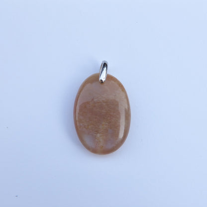 Pendentif Pierre de Lune Pêche – ovale 3 cm | Douceur émotionnelle & intuition