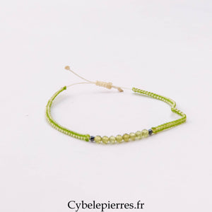 Bracelet Micro Macramé – Péridot Facetté (3 mm) | Vitalité, Joie et Renouveau