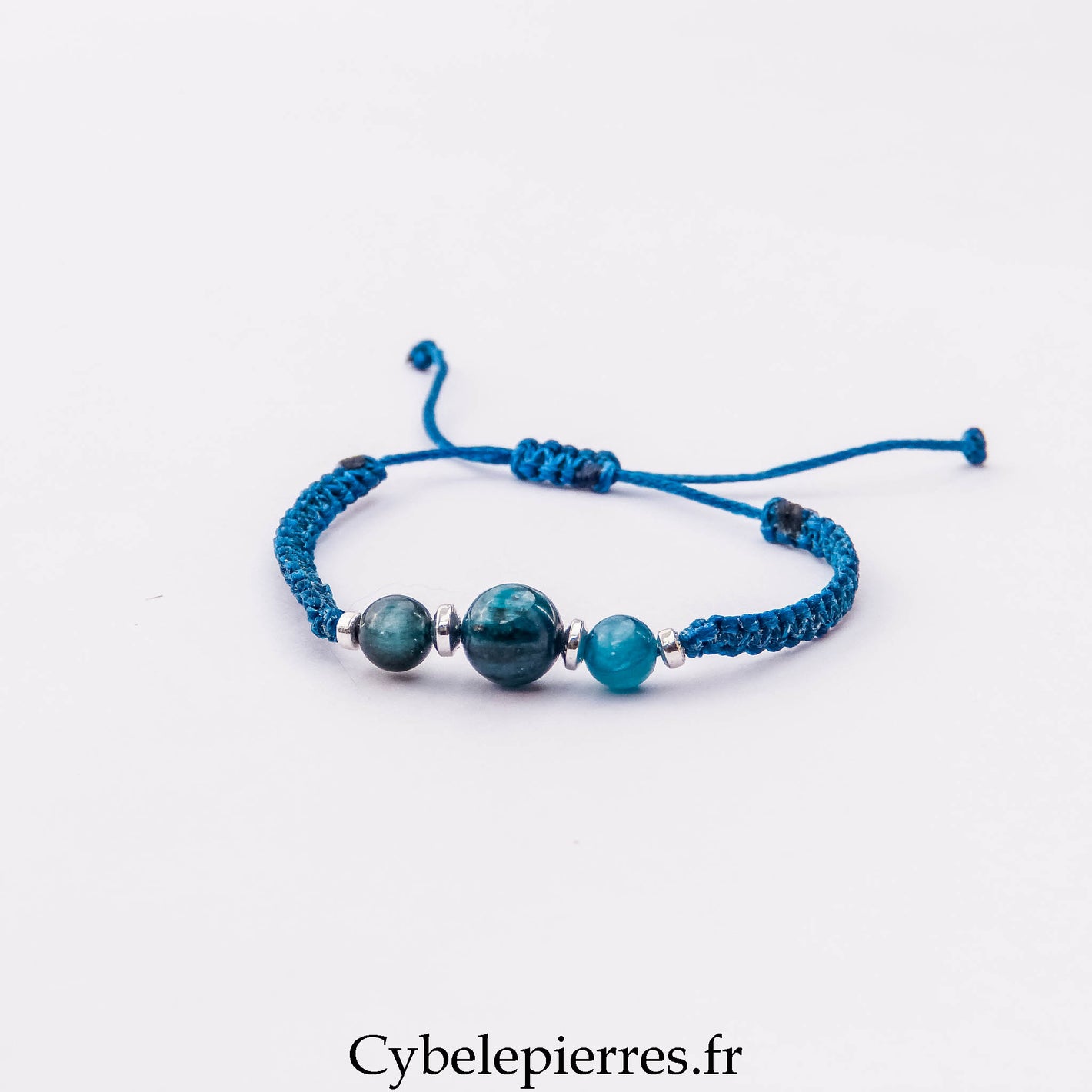 Bracelet Micro Macramé – Cyanite (6 mm) | Clarté, Sérénité et Expression