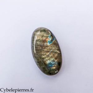Galet Labradorite Claire Extra – 38 à 79 g | Pierre naturelle de protection et de clarté – Madagascar