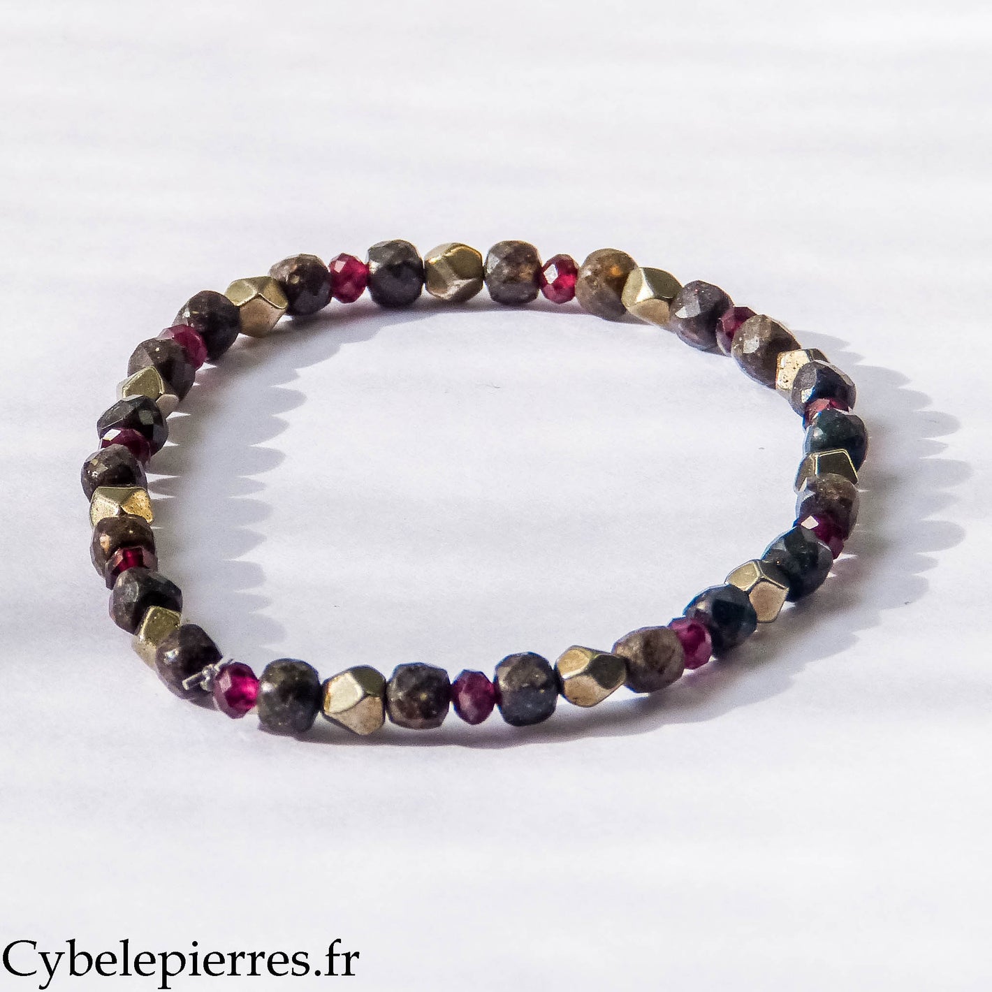 Bracelet Vitalité et Ancrage – Opale Boulder, Pyrite et Grenat – 18 cm | Protection et Force Intérieure