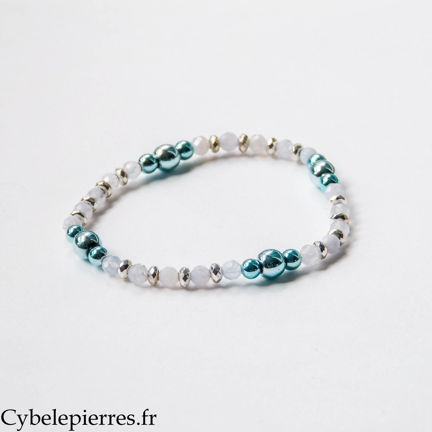 Pulsera Eunomia – Calcedonia y Hematita azul (3 mm) – 17 cm | Paz y Benevolencia