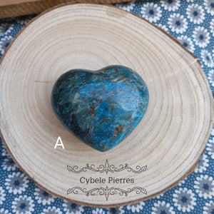 A- Coeur d'Apatite bleue XL - Madagascar