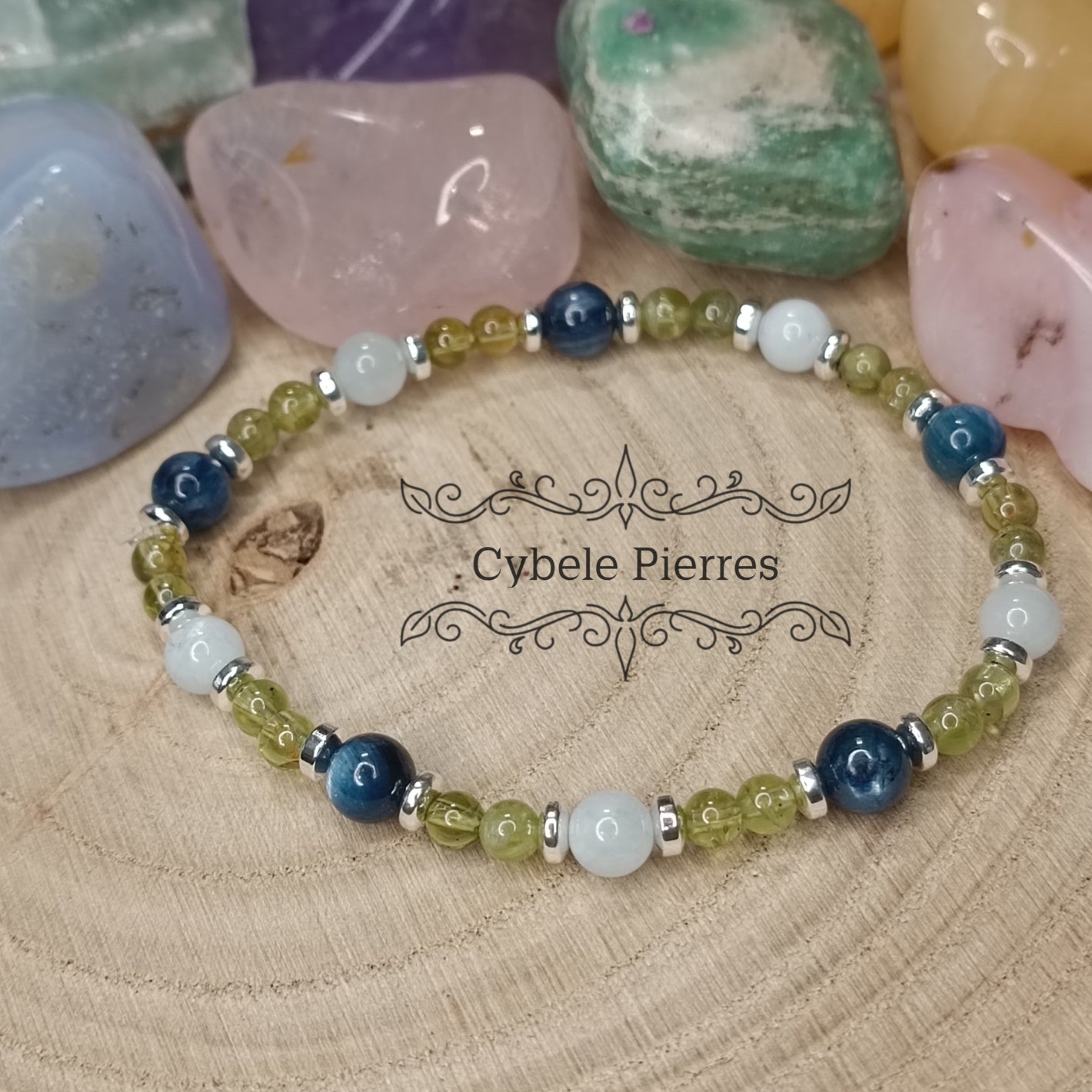 Bracelet Eclosion des projets : Aigue-marine, Cyanite et Péridot (3mm et 6mm) - 19cm