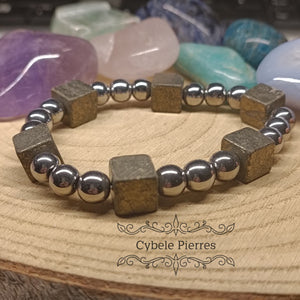 Bracelet Hématite teintée et Pyrite carré (8 et 10mm) - 18cm