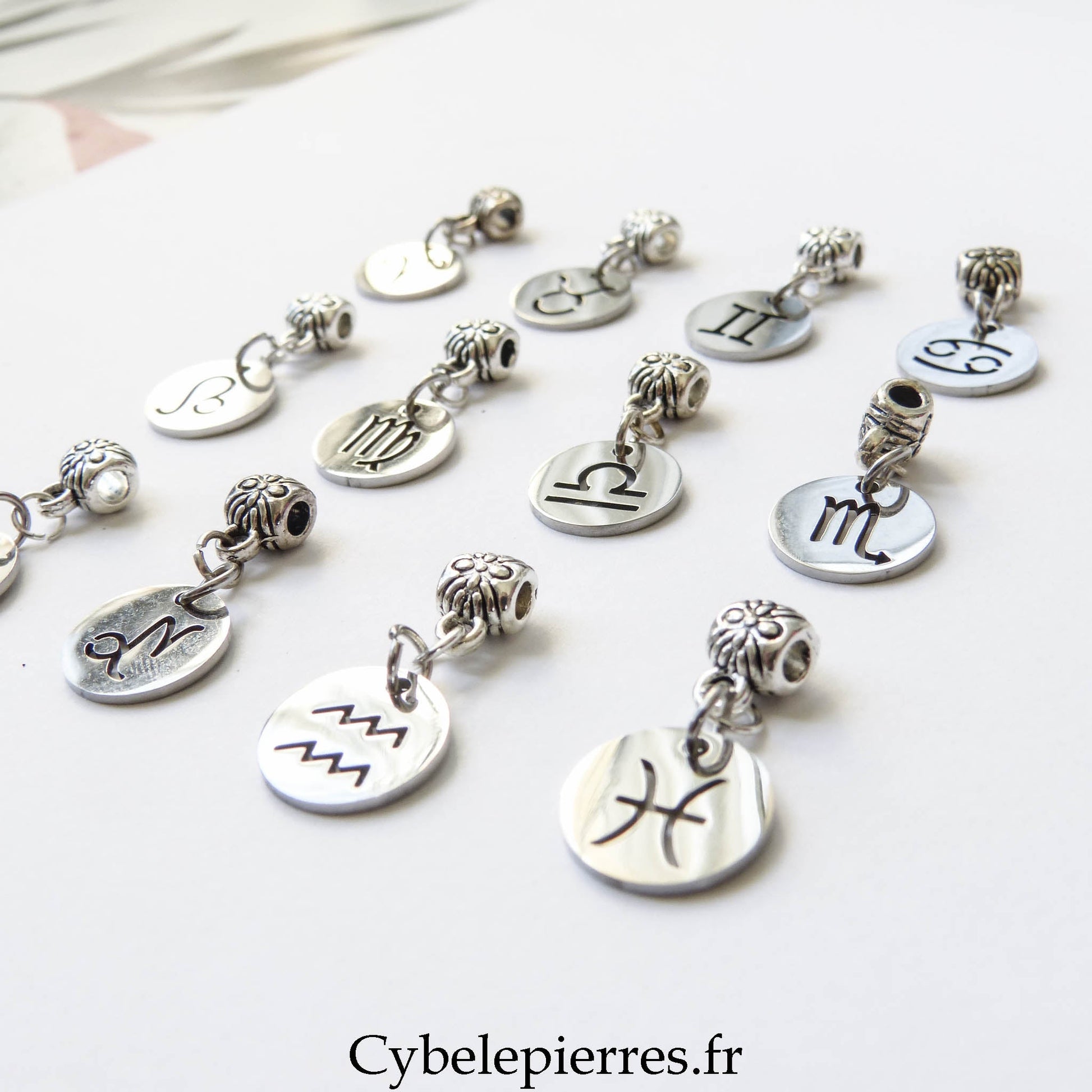 Ajouter un signe astro à votre bracelet - Cybele Pierres