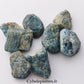 Apatite bleue pierre brute – Clarté et Expression - Cybele Pierres