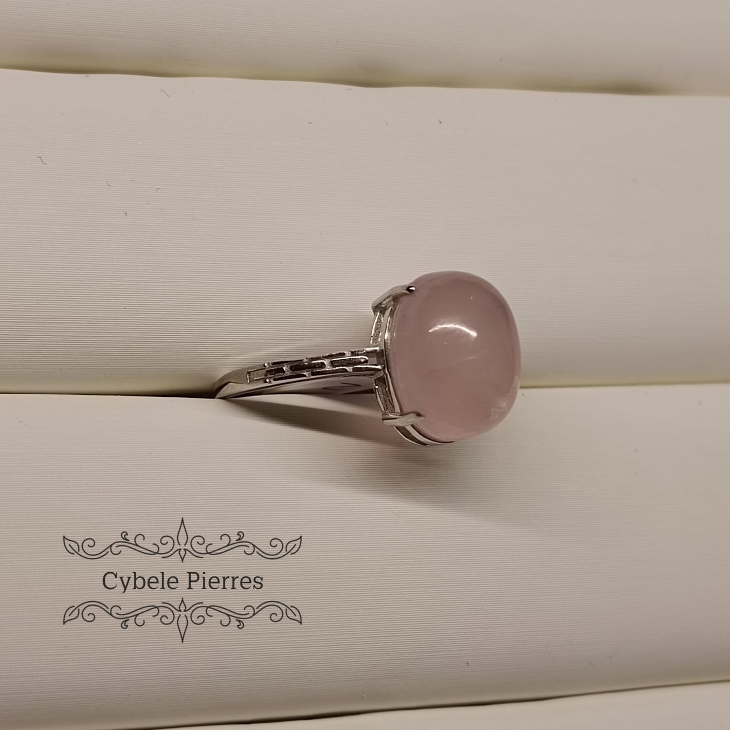 Bague Quartz rose - 10mm - Cybele Pierres