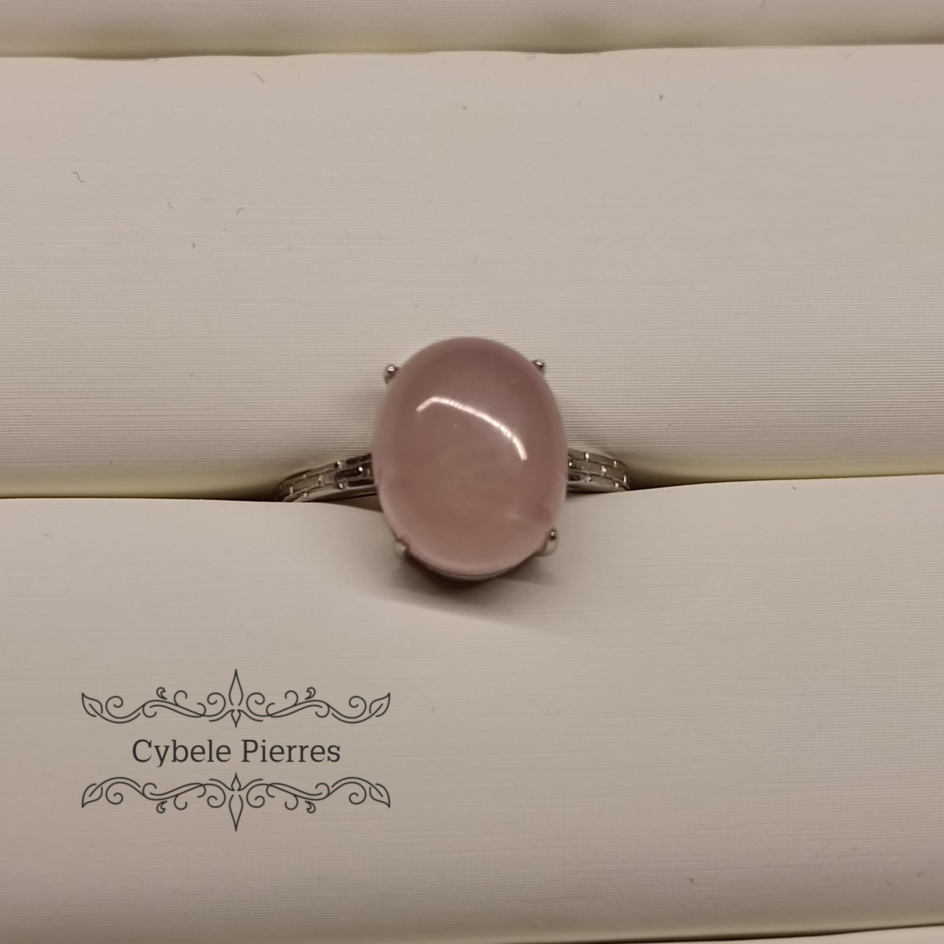 Bague Quartz rose - 10mm - Cybele Pierres