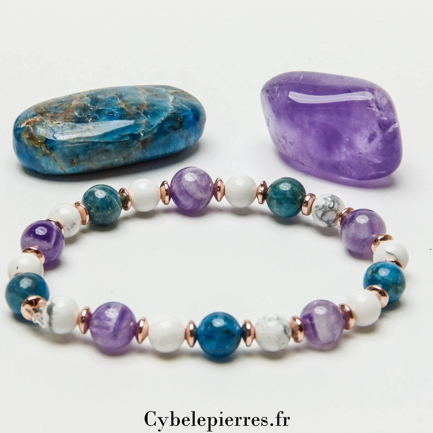 Bracelet Équilibre – Améthyste, Apatite Bleue & Howlite (8mm & 6mm) – 18 cm | Clarté et Sérénité