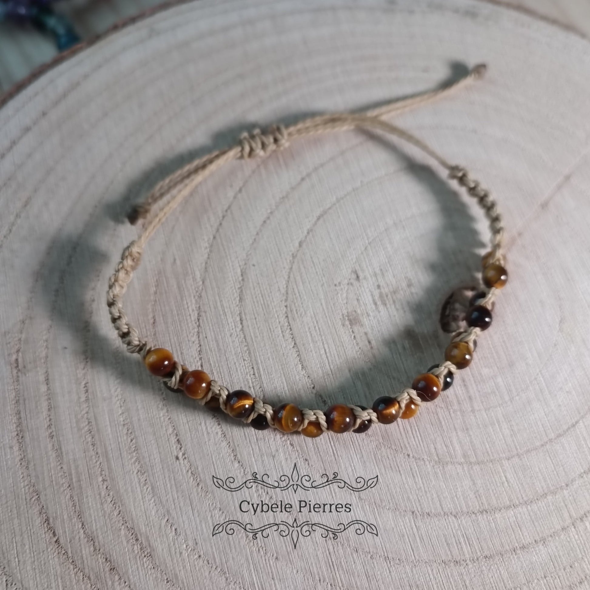Bracelet Micro - Macramé - Œil de Tigre (4mm) | Force et Protection - Cybele Pierres