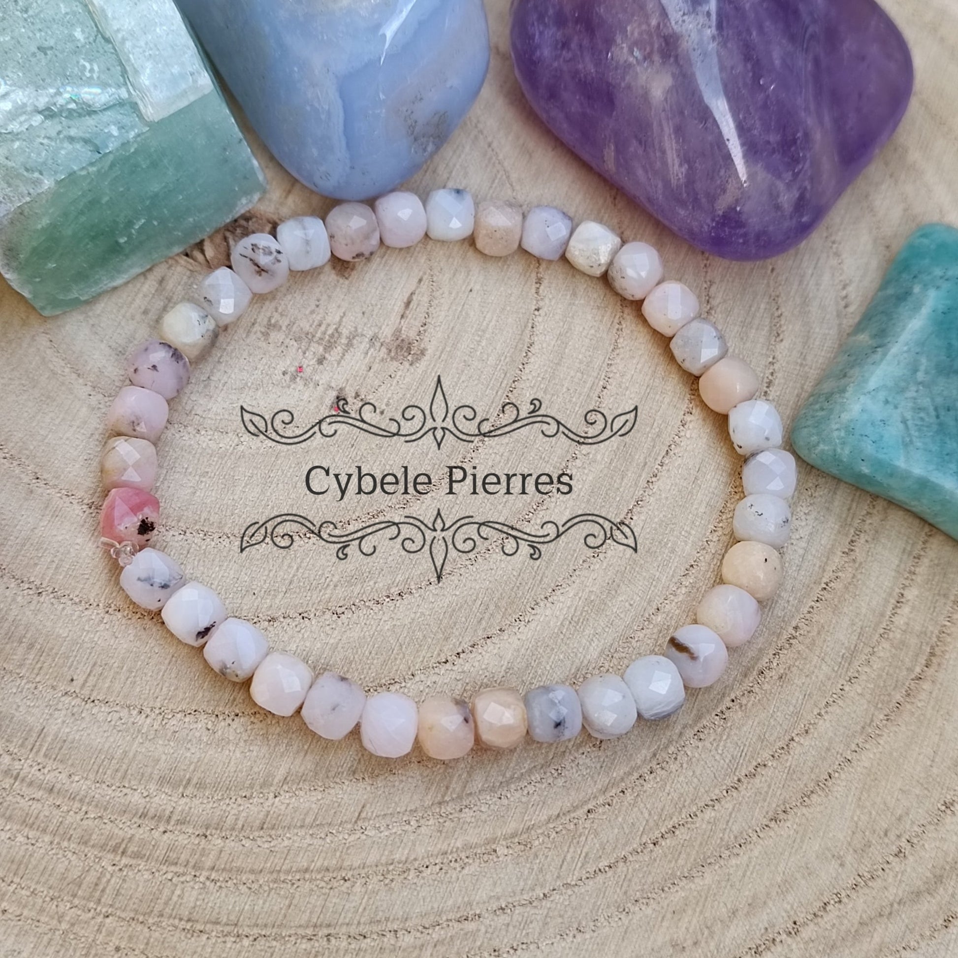 Bracelet Opale rose carré facettée (6mm) - 18cm - Cybele Pierres