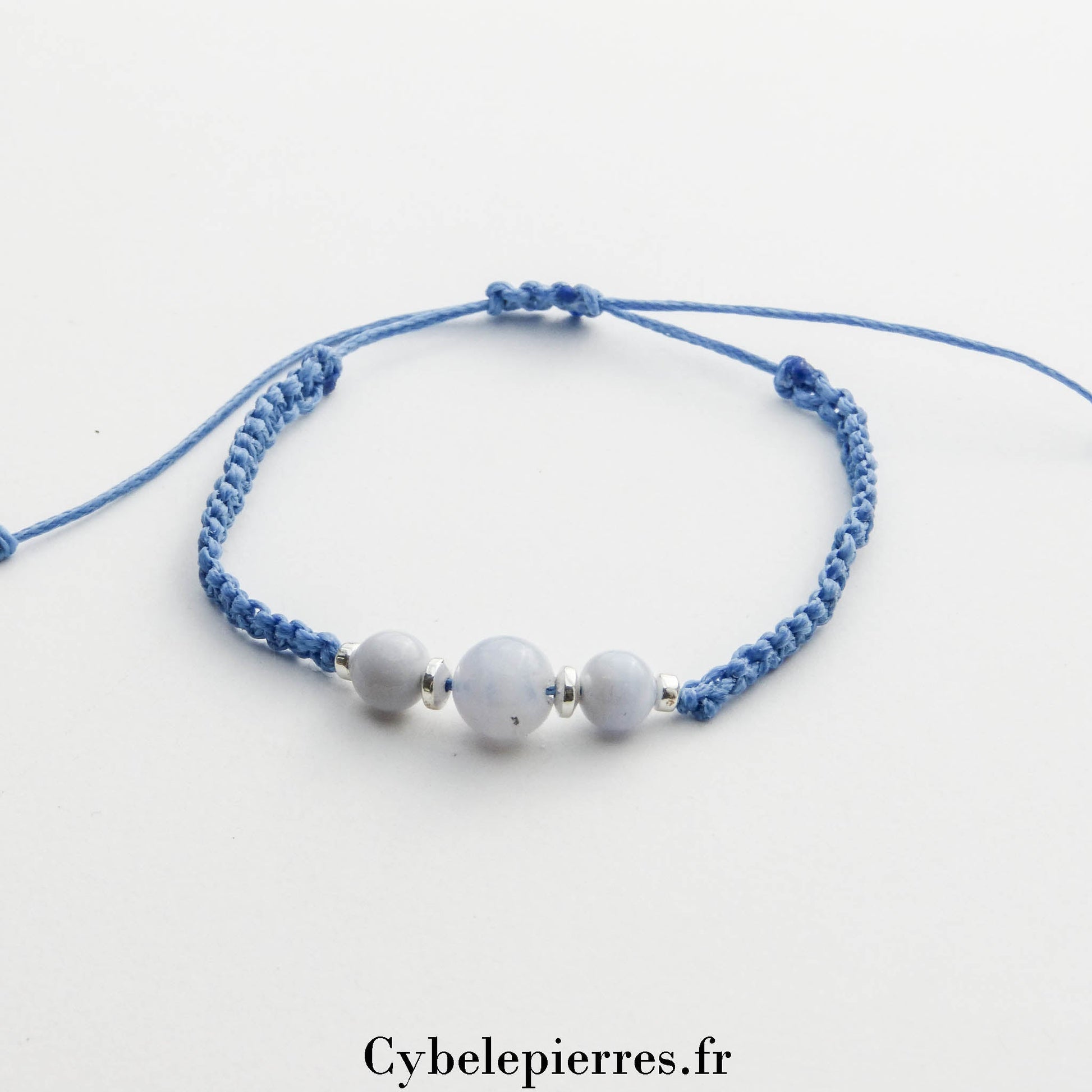 Bracelet réglable Calcédoine (6 et 8mm) – Équilibre et Douceur - Cybele Pierres