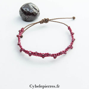 Bracelet réglable micro - macramé - Grenat facetté (3mm) | Énergie et Passion - Cybele Pierres