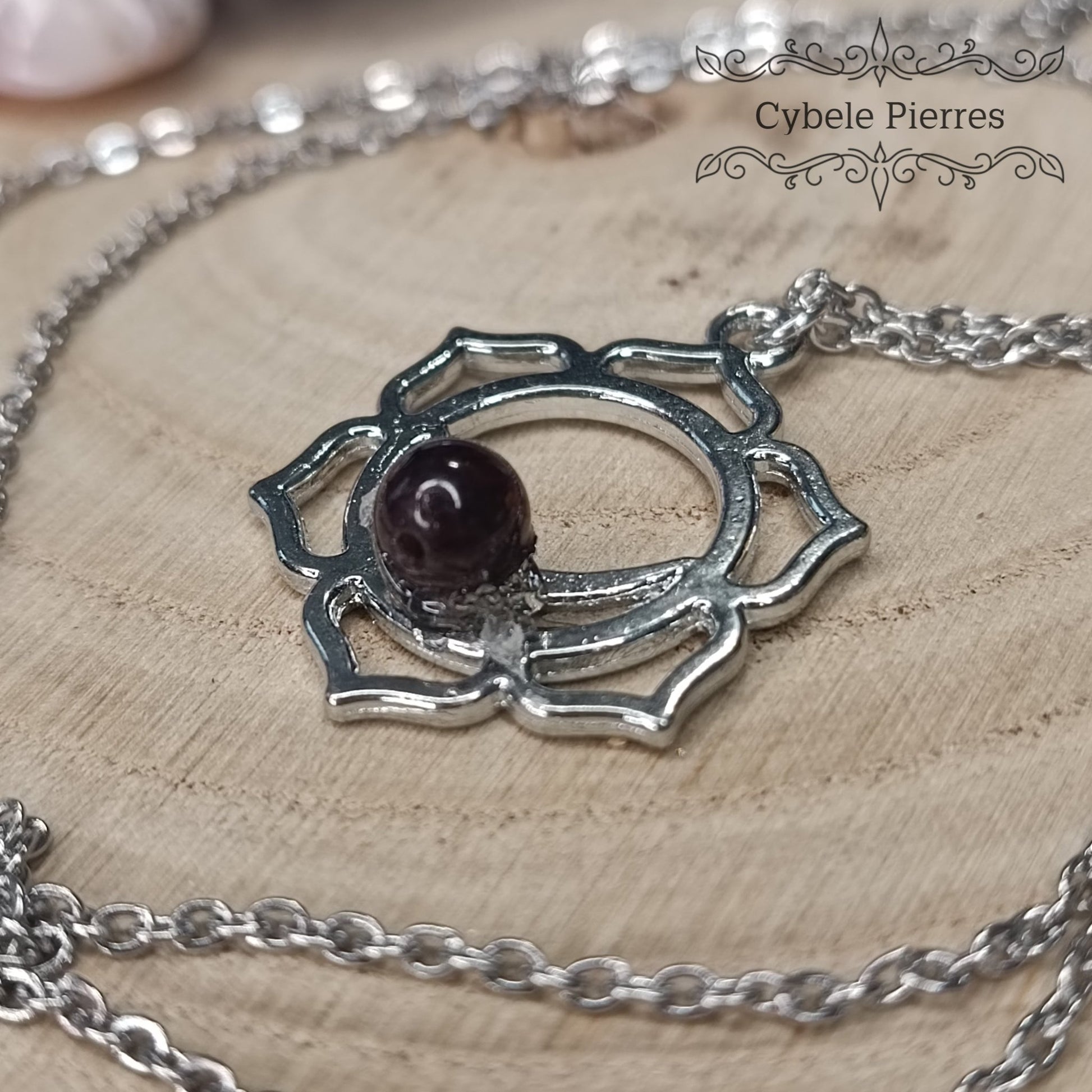 Pendentif 2ème Chakra - Grenat - Cybele Pierres