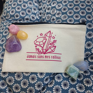 Pochette en coton By Cybèle Pierres - "Jamais sans mes cailloux" | Édition Limitée - Cybele Pierres