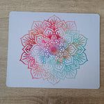 Tapis de souris – Mandala aquarelle ajourée (23×20 cm) - Cybele Pierres