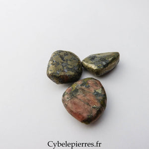 Triplite Wagnerite en Pyrite Roulée - USA (2 à 3 cm) | Ancrage et Transformation - Cybele Pierres