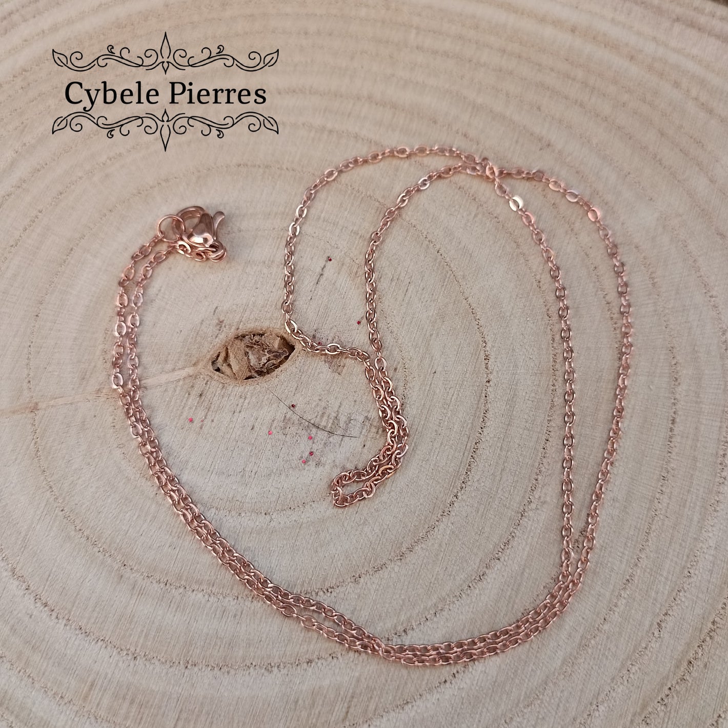 Añade una cadena de oro rosa a tu pedido